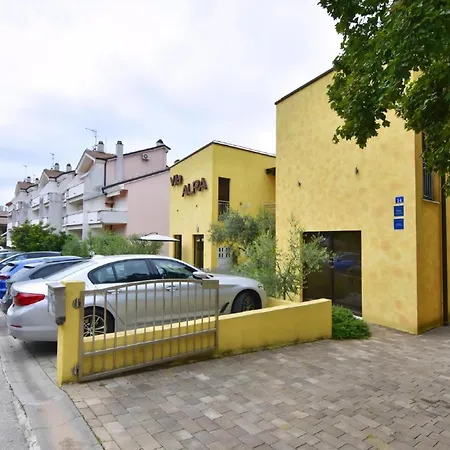 Apartment In Mit Grosser Terrasse Umag